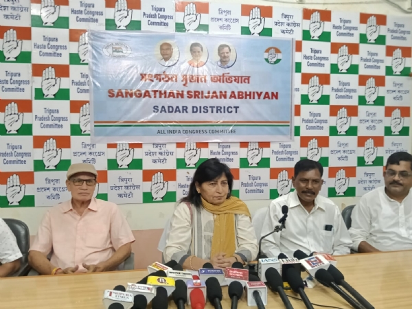 কংগ্রেস স্বাধীনতা সংগ্রামের আদর্শে গড়ে ওঠা একটি আন্দোলন : বিজয়লক্ষ্মী 