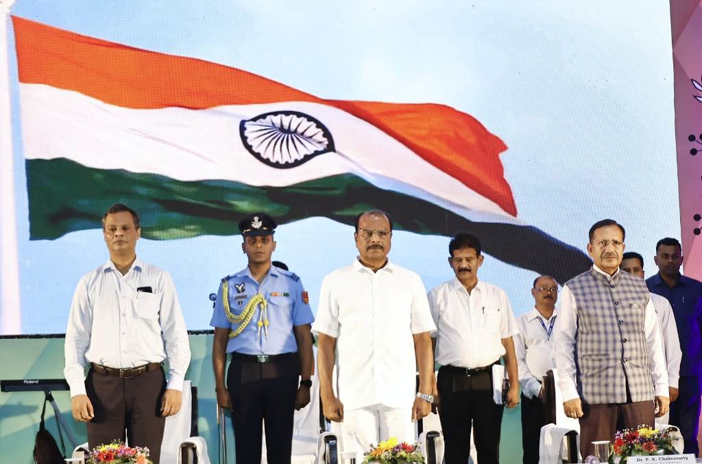 বন্দে মাতরম গানটি জাতীয়তাবাদী চেতনার অনন্য নিদর্শন : রাজ্যপাল