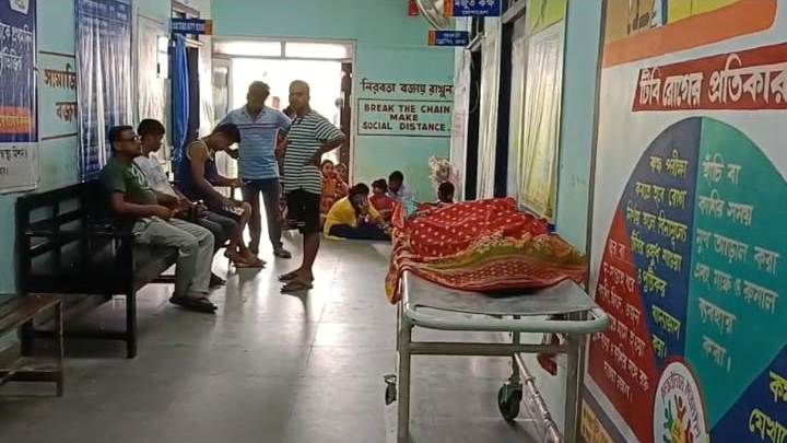 স্নান করতে গিয়ে বিদ্যুৎস্পৃষ্টে মর্মান্তিক মৃত্যু গৃহবধূর 