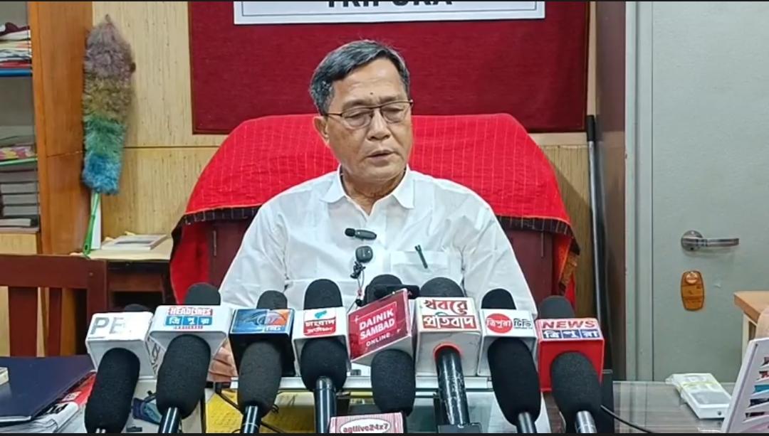 মথা সুপ্রিমোর দ্বিমুখী রাজনৈতিক অবস্থান অত্যন্ত দুঃখজনক : বিরোধী দলনেতা