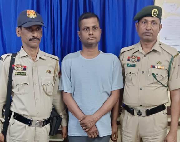 গৃহবধূর উপর হামলা ও শ্লীলতাহানির অভিযোগে গ্রেফতার অভিযুক্ত