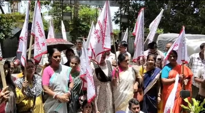 কলেজ ছাত্রী অপহরণ কাণ্ডে বিক্ষোভ বাম সংগঠনের 