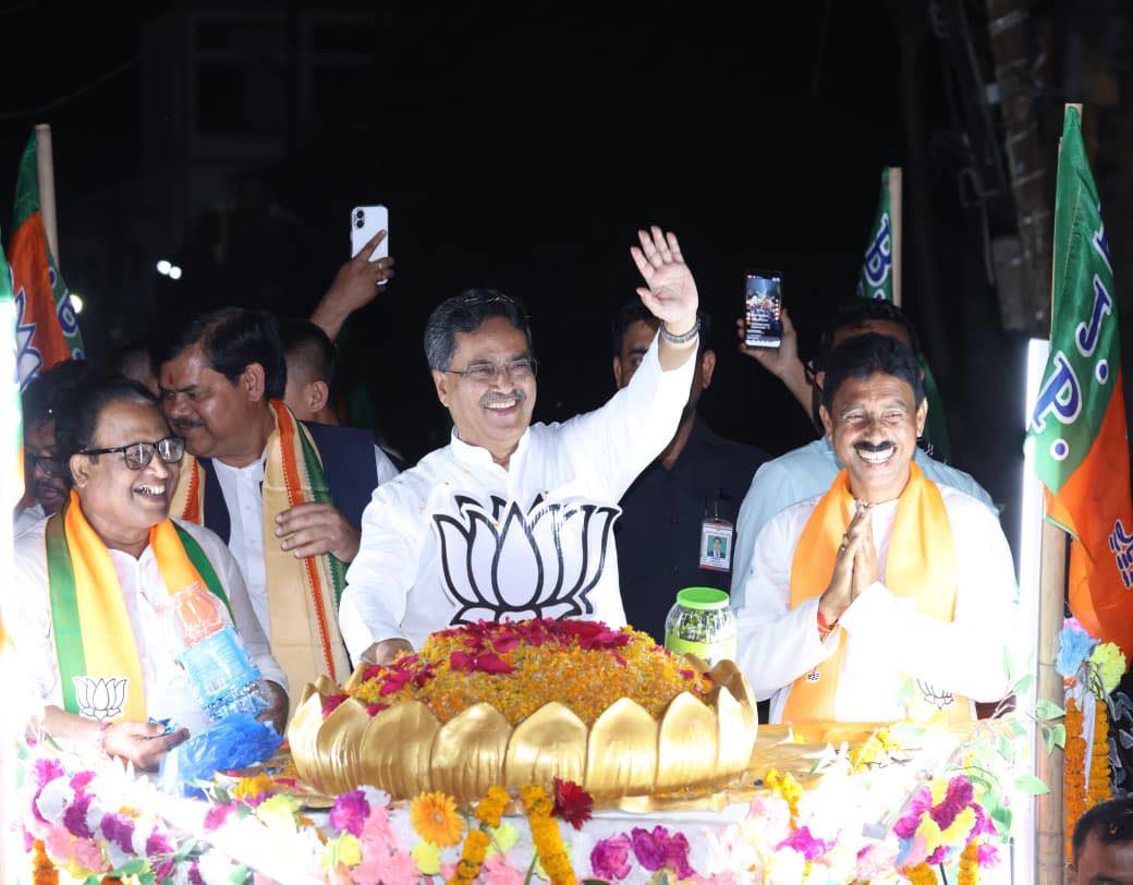 ধর্মনগরে মুখ্যমন্ত্রীর রোড শোতে জনজোয়ার 