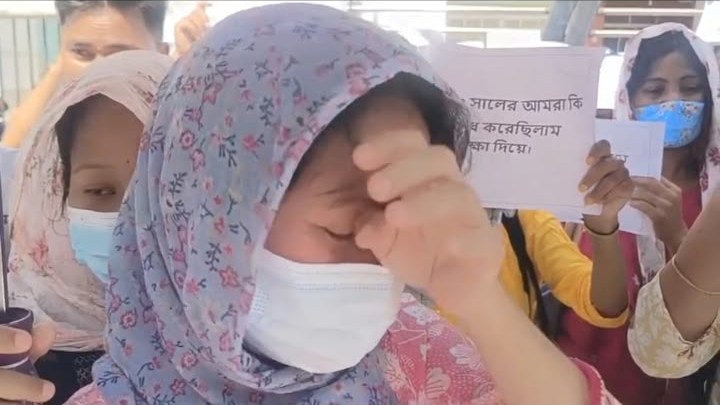 একদিকে নিয়োগপত্রের উচ্ছ্বাস, অন্যদিকে চাকরিপ্রার্থীদের চোখে জল  