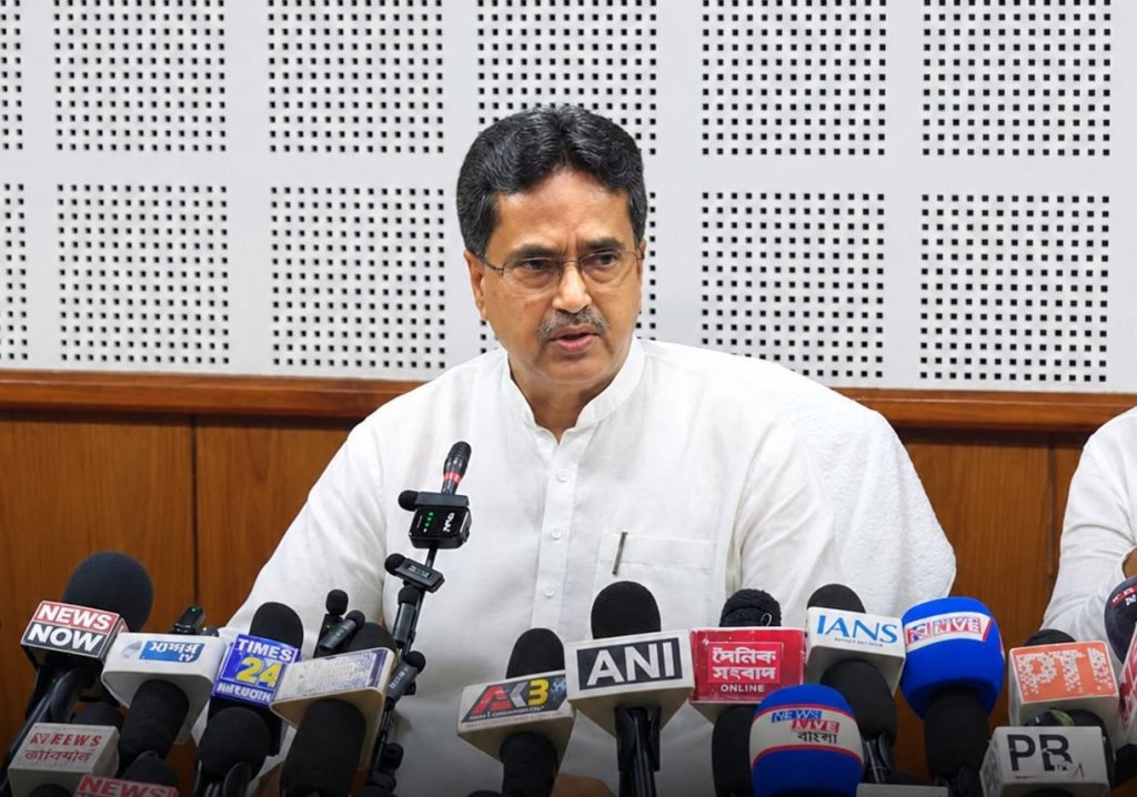 রাজ্য কর্মচারীদের পূজো উপহার, ৩ শতাংশ ডিএ ঘোষণা মুখ্যমন্ত্রীর