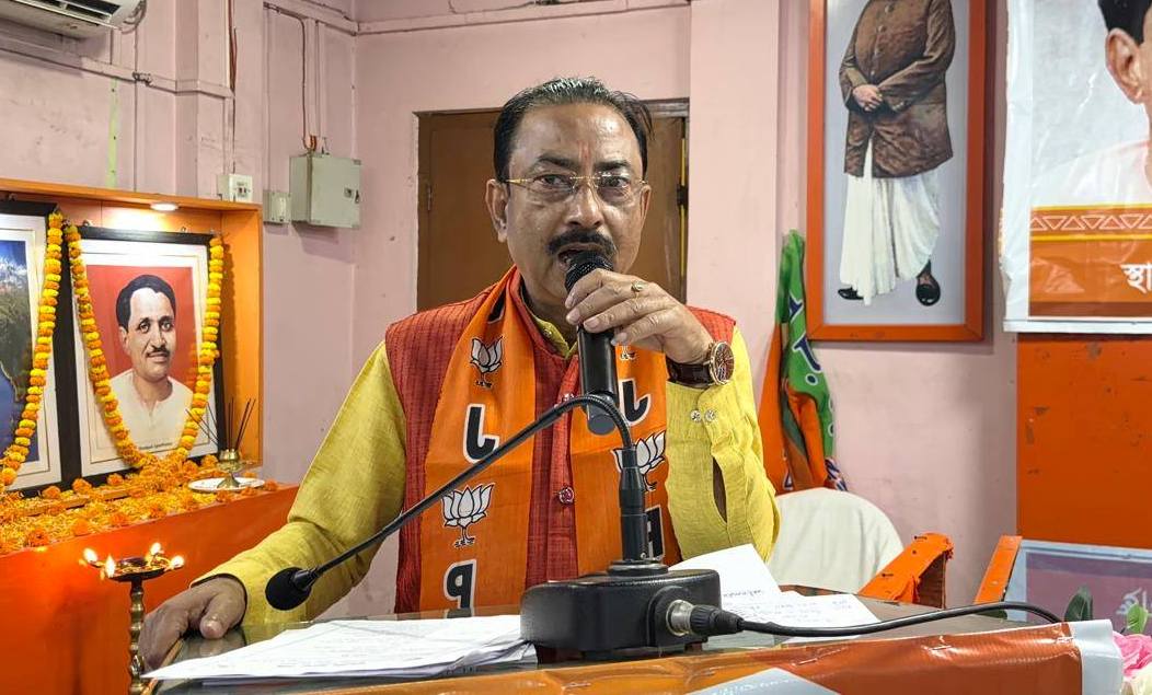 দলীয় আদর্শকে সামনে রেখে কাজ করাই লক্ষ্য, বার্তা রাজীবের  