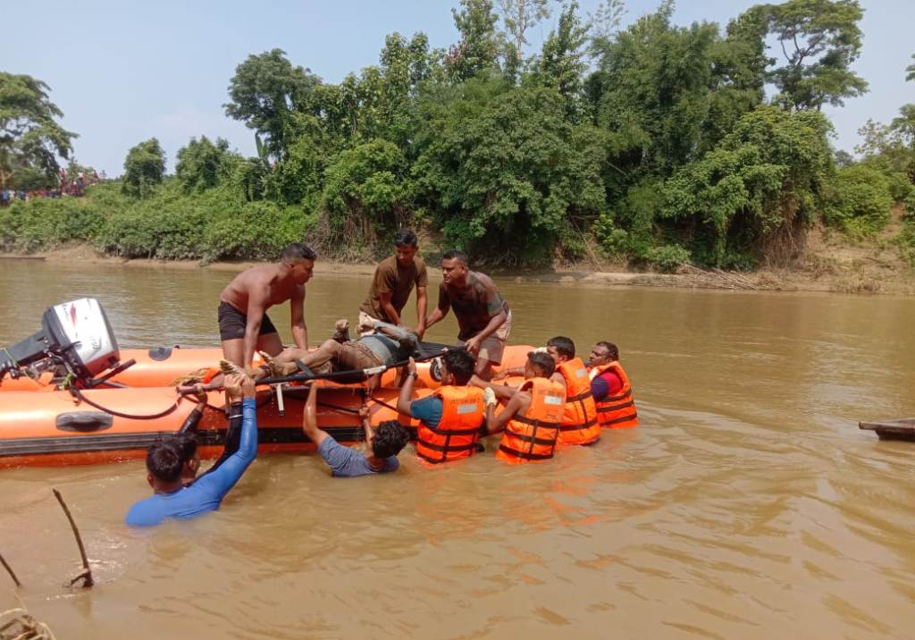 নদীর জলে তলিয়ে যাওয়া দিনমজুরের মৃতদেহ উদ্ধার