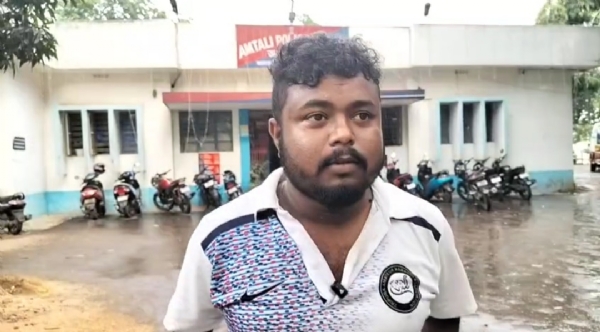 পুলিশের হাতে এবার আক্রান্ত সাংবাদিক