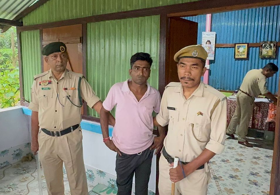 জাল নোটসহ গ্রেফতার মাদক কারবারী