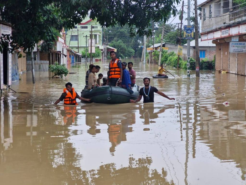 রাজ্যে উদ্ভুত বন্যা পরিস্থিতি, ত্রাণ শিবিরে ২৮০০টি পরিবার