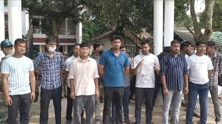 চার বছর ধরে নিয়োগ অধরা, বিক্ষোভ চাকরিপ্রার্থীদের