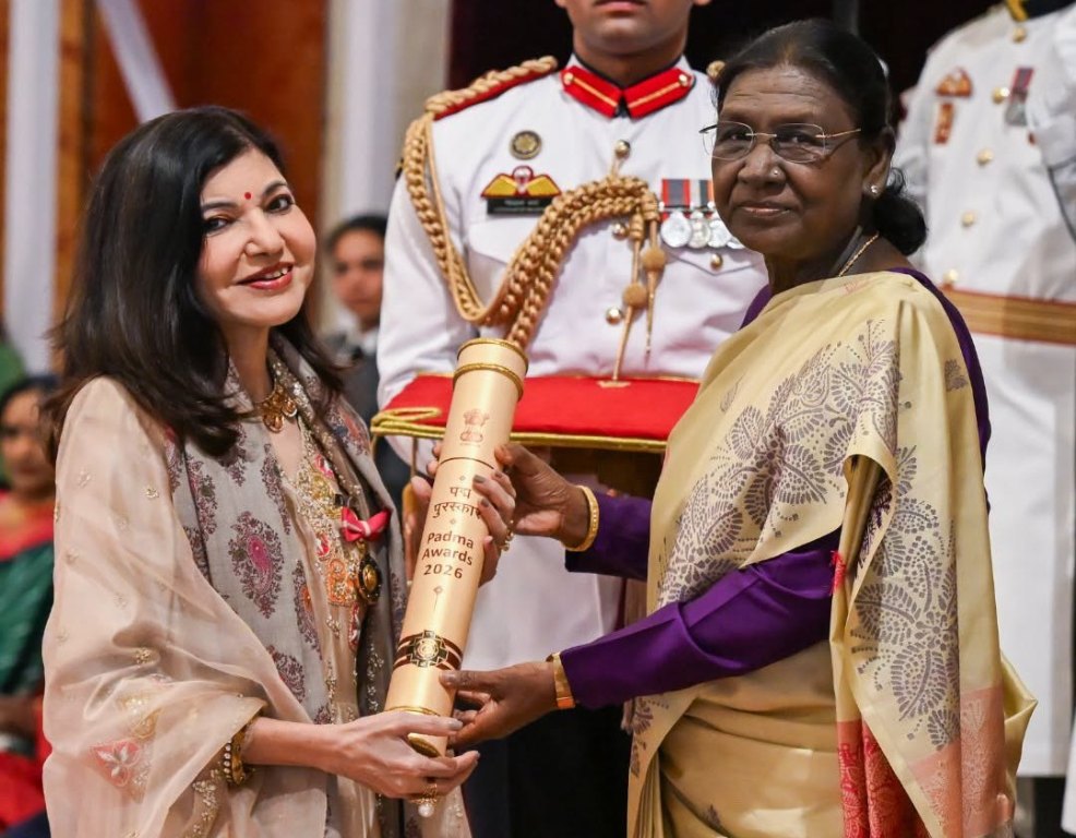 পদ্মভূষণ পেয়ে আবেগঘন বার্তা অলকা ইয়াগনিকের