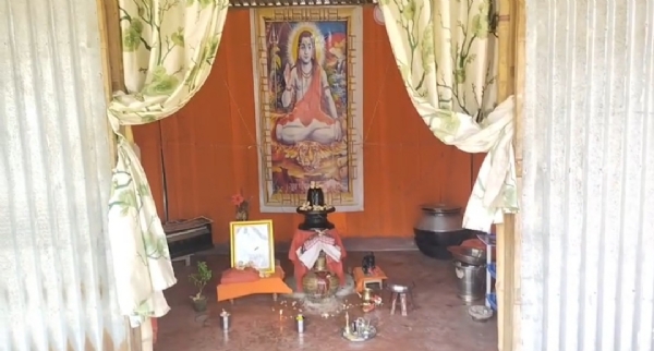 গোরক্ষনাথ মন্দিরে দুঃসাহসিক চুরি, উধাও প্রণামী বাক্স 