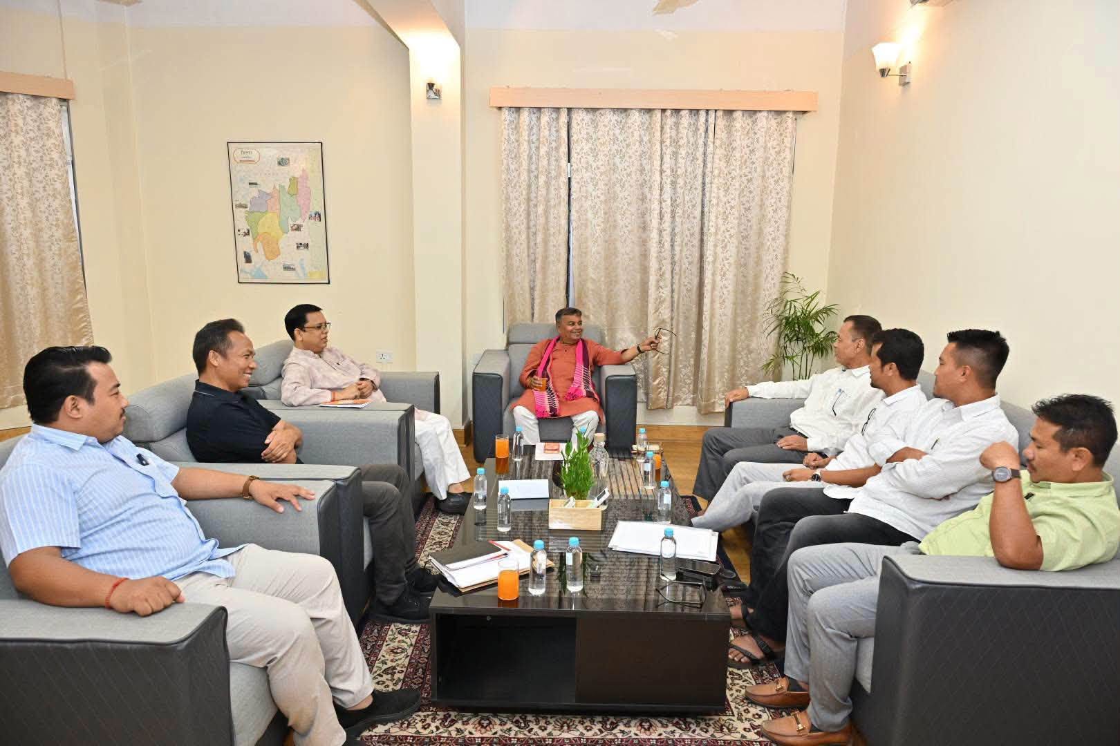 পুর নির্বাচন ও ভিসির জটিলতা নিরসনে রূপরেখা তৈরি বিজেপি-মথার 