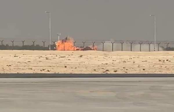 দুবাইতে ভেঙে পড়ল ভারতীয় যুদ্ধবিমান তেজস