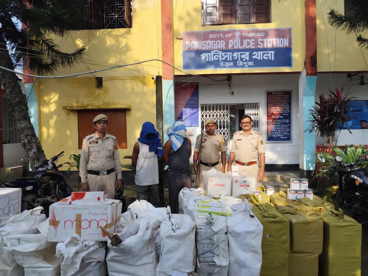 ঠান্ডা পানীয়র আড়ালে ৪০ লক্ষ টাকার বার্মিজ সিগারেট বাজেয়াপ্ত