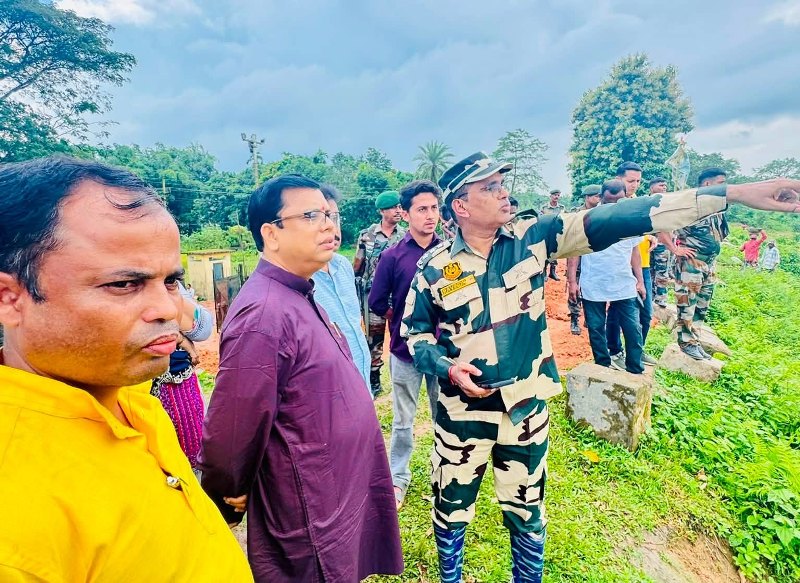 মনু নদীর বাঁধ সংস্কারে বাধা বিজিবির, ঘটনাস্থল পরিদর্শন মন্ত্রীর 