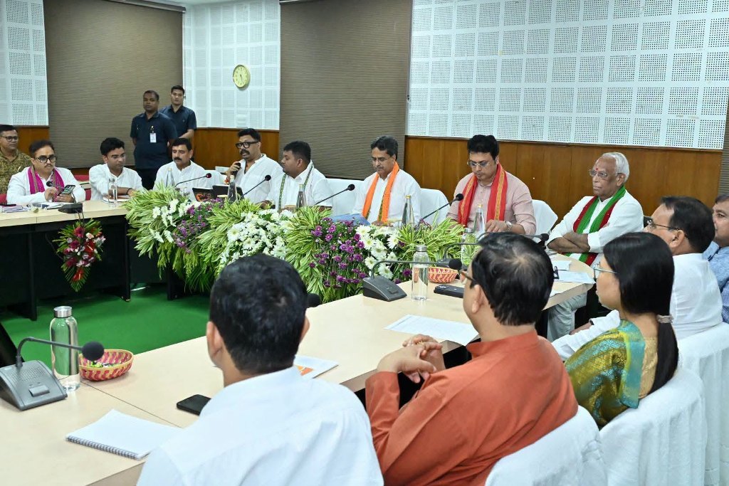 পুর নির্বাচনের রণকৌশল নিয়ে বৈঠক বিজেপির