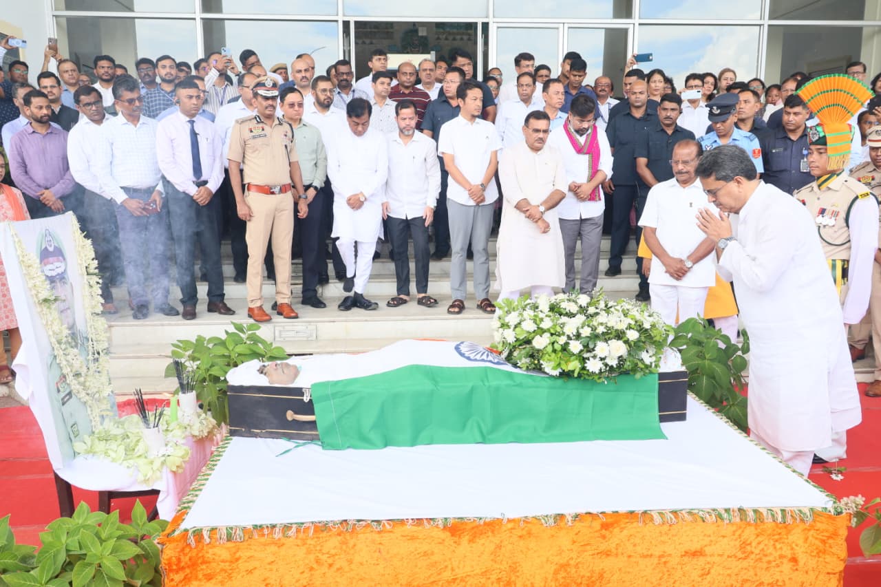 ডিজিপি'র মৃত্যু আরক্ষা দপ্তরের জন্য এক অপূরণীয় ক্ষতি : মুখ্যমন্ত্রী