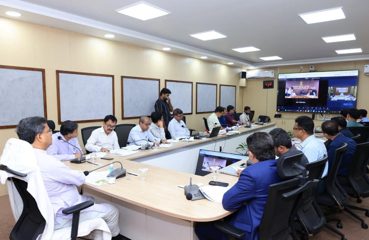 ভার্চুয়ালি এখন সমীপেষুতে ৩৫ জনের সমস্যা সমাধান করলেন মুখ্যমন্ত্রী