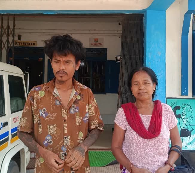 পুলিশের তৎপরতায় নিখোঁজ ছেলেকে ফিরে পেল মা