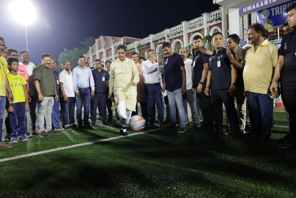 প্রতিভাবান ক্রীড়াবিদের অভাব নেই রাজ্যে : মুখ্যমন্ত্রী