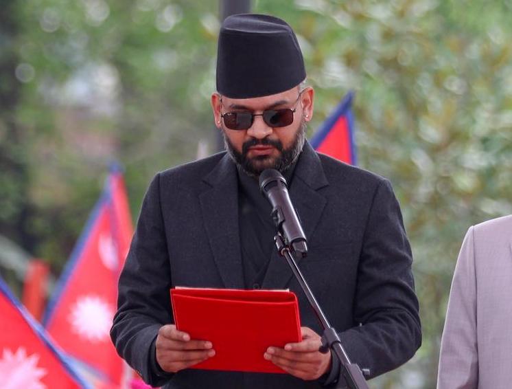 নেপালের প্রধানমন্ত্রী হিসেবে শপথ বলেন্দ্র শাহর