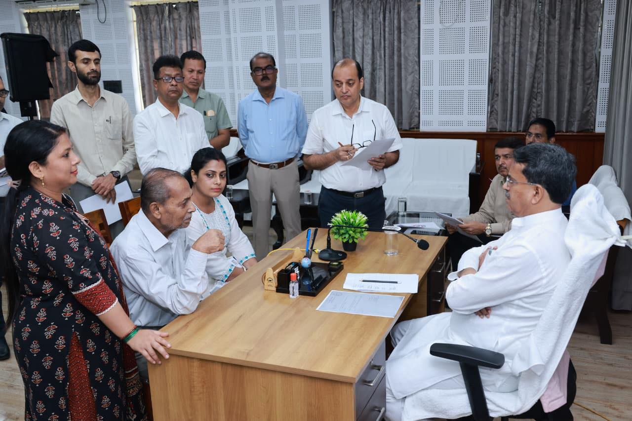 প্রত্যাশীদের সমস্যা সমাধানে তৎক্ষণাৎ উদ্যোগ মুখ্যমন্ত্রীর 