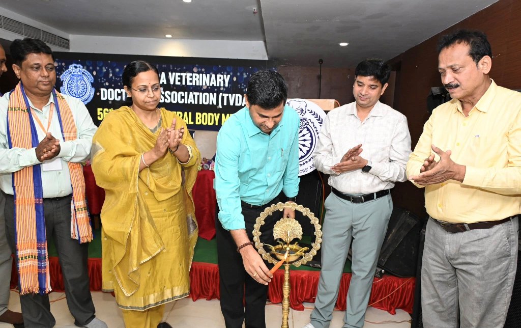 রাজ্যে মাছের উৎপাদন বাড়াতে বিশেষ জোর মন্ত্রীর