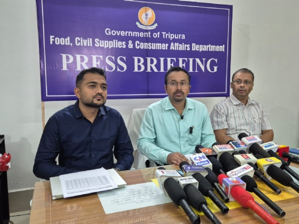 রাজ্যে স্বাভাবিক জ্বালানি সরবরাহ, দাবি খাদ্য দফতরের 