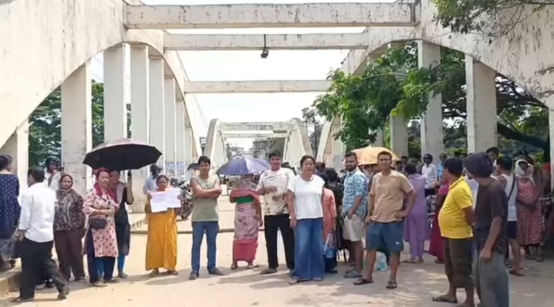 আমরা কোথায় যাব — বাঁচব কীভাবে, প্রশ্ন অস্থায়ী বাসিন্দাদের 