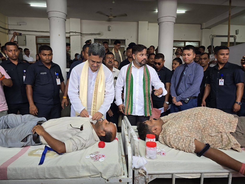 আগরতলা প্রেসক্লাবে 'রক্ত বন্ধন উৎসব' জার্নালিস্টস্ অ্যাসোসিয়েশনের 