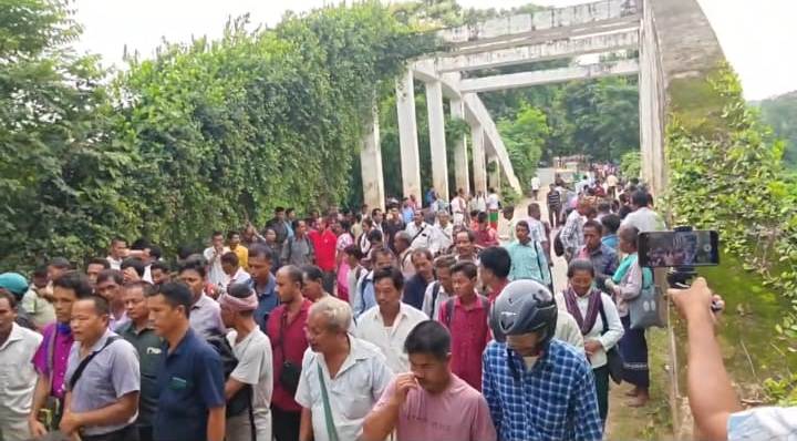 রাজ্য সরকারের আশ্বাসে অবরোধ প্রত্যাহার প্রাক্তন জঙ্গি গোষ্ঠীর 