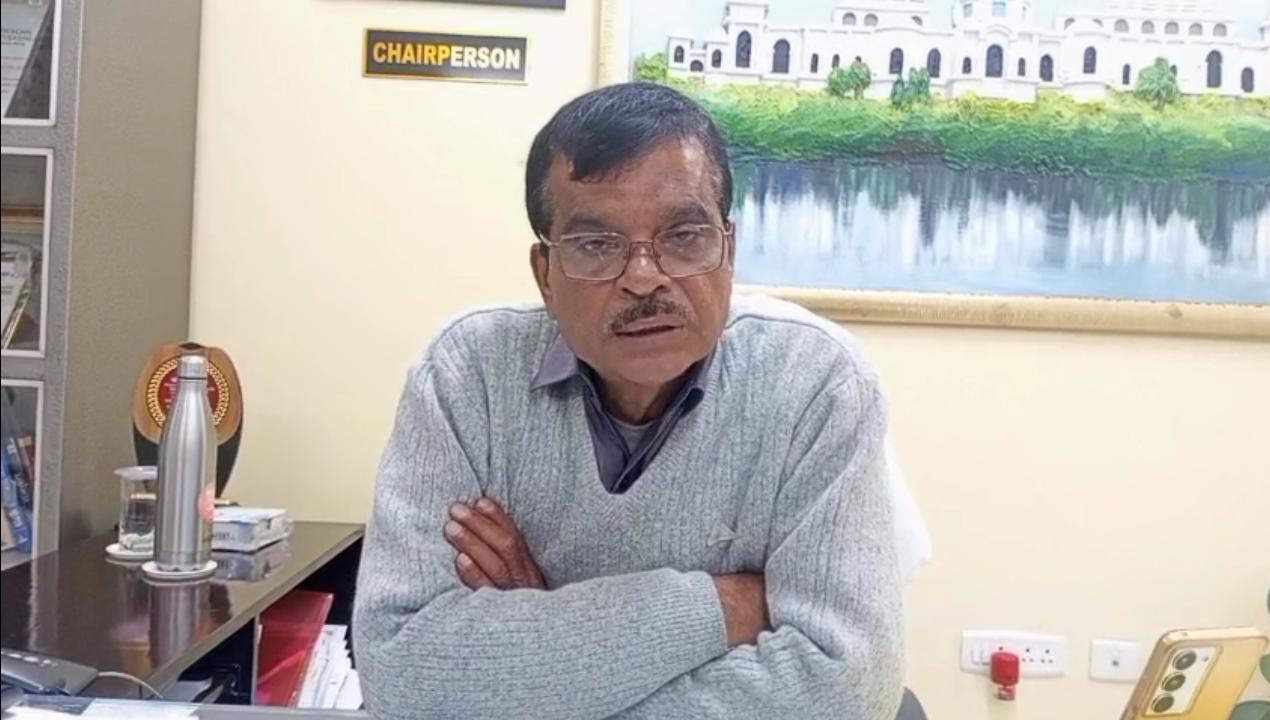 ৭৬ বছর পরও গৃহহীন বাস্তবতা খোয়াইয়ে, নতুন পরিকল্পনার আশ্বাস চেয়ারপার্সনের