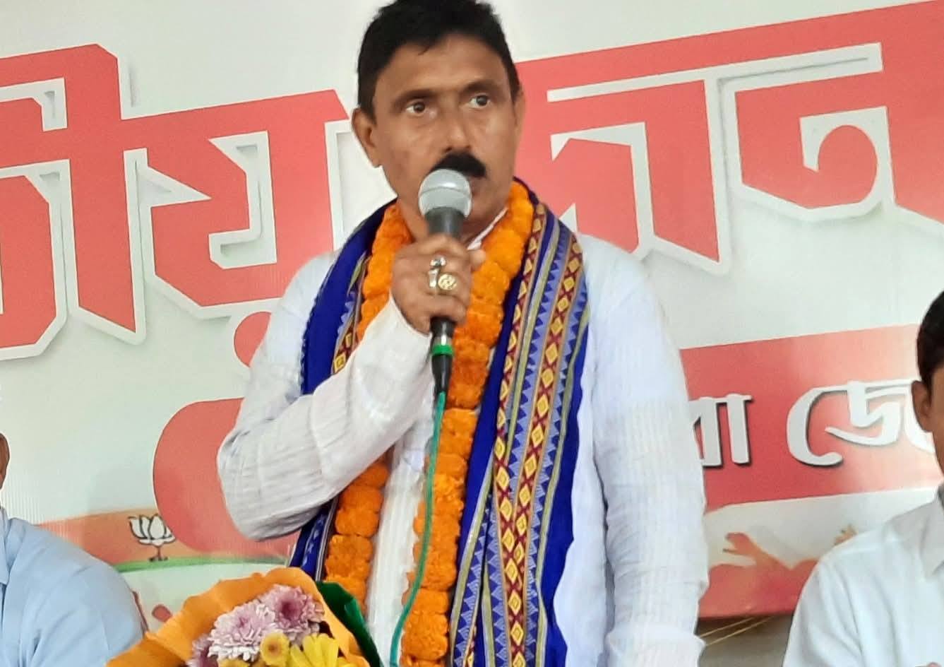 ধর্মনগরে বিজেপি প্রার্থী জহর চক্রবর্তী, কংগ্রেসের আস্থা চয়ন ভট্টাচার্যই 