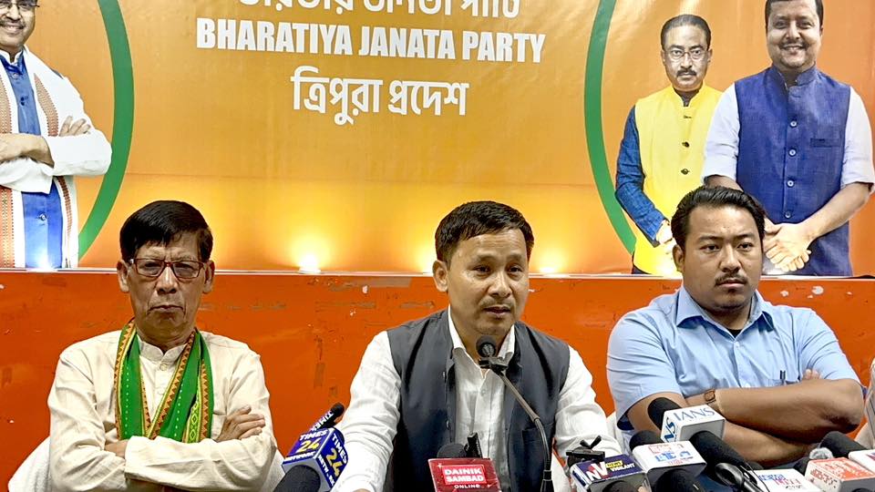 এডিসি'র শপথগ্রহণ বয়কটের ডাক বিজেপির 