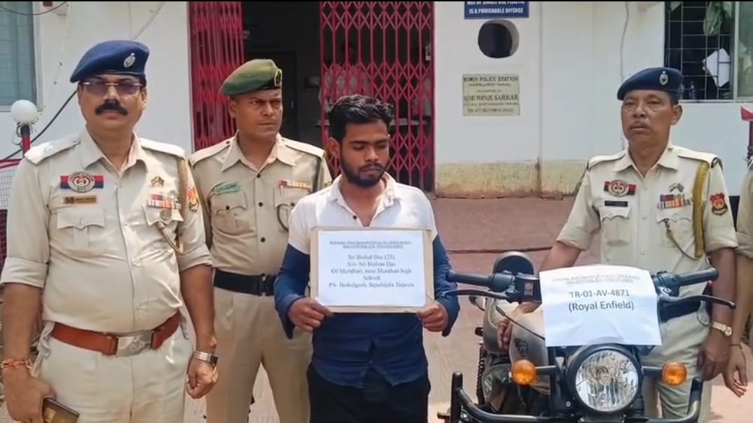 চুরি যাওয়া বাইক উদ্ধারে সক্ষম পুলিশ 