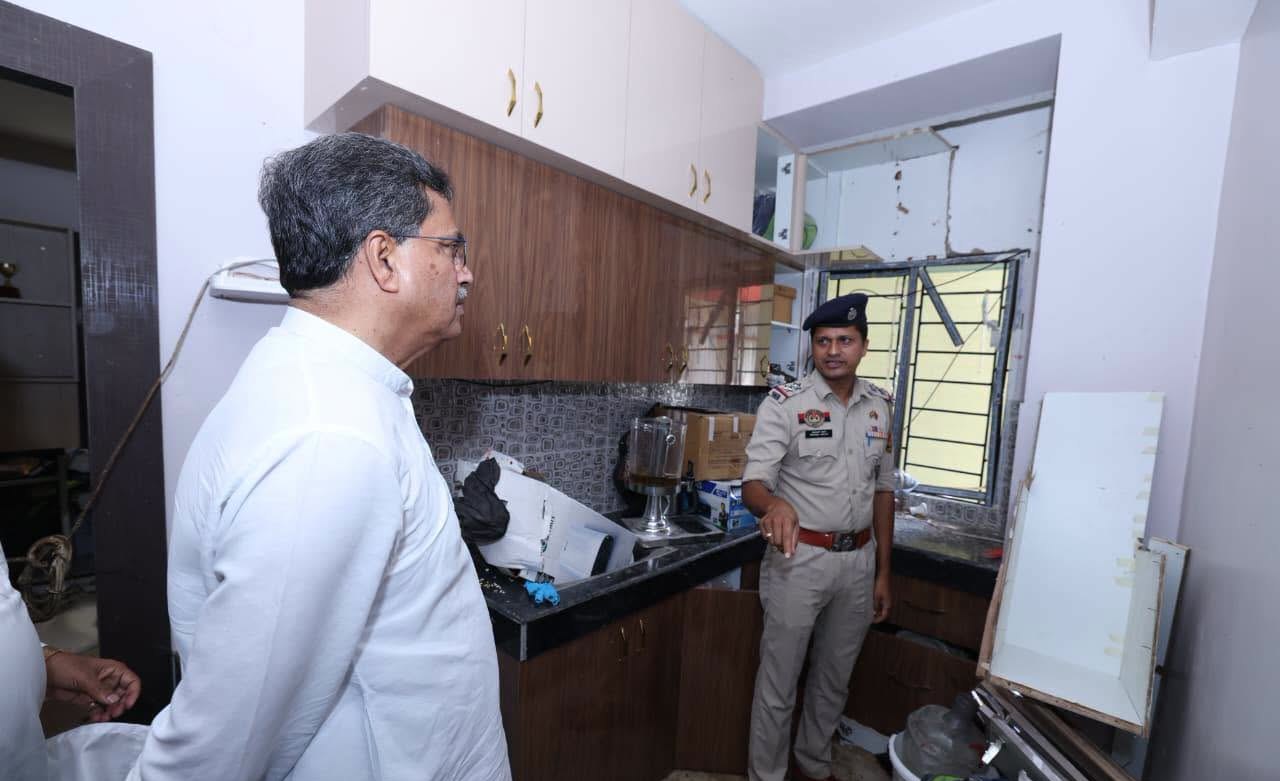ফ্ল্যাটে বিস্ফোরণের ঘটনায় টিএনজিসিএল'র গাফিলতির ইঙ্গিত মুখ্যমন্ত্রীর