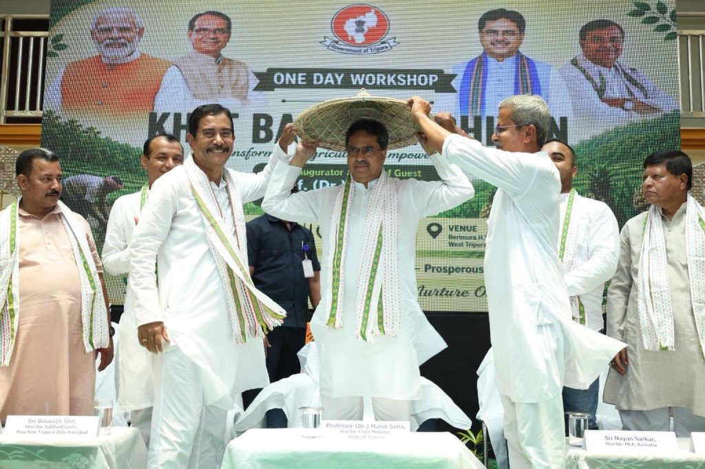 কৃষকদের সার্বিক উন্নয়নে এআই ব্যবহারে জোর মুখ্যমন্ত্রীর 
