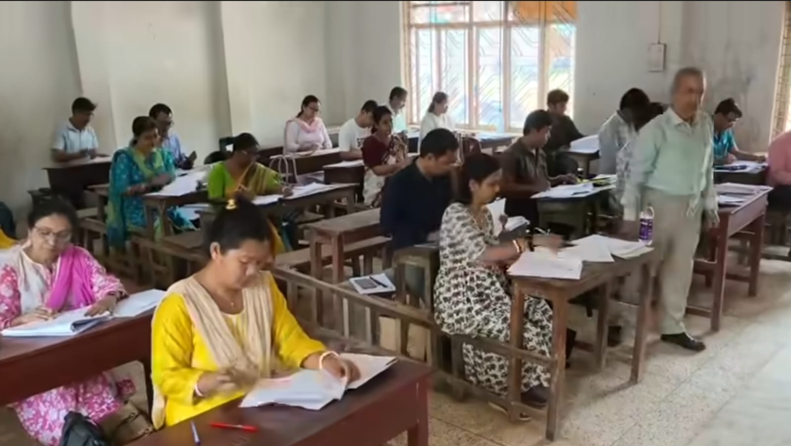 বোর্ড পরীক্ষার খাতা মূল্যায়ন শুরু, ৭ মে’র মধ্যে ফল প্রকাশ