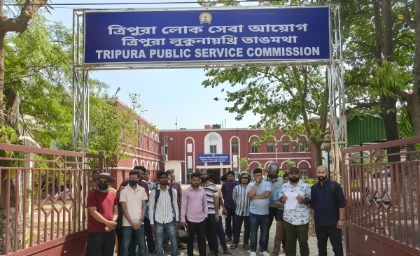 পরীক্ষার সময়সীমা নিয়ে ডেপুটেশন চাকরি প্রত্যাশীদের 