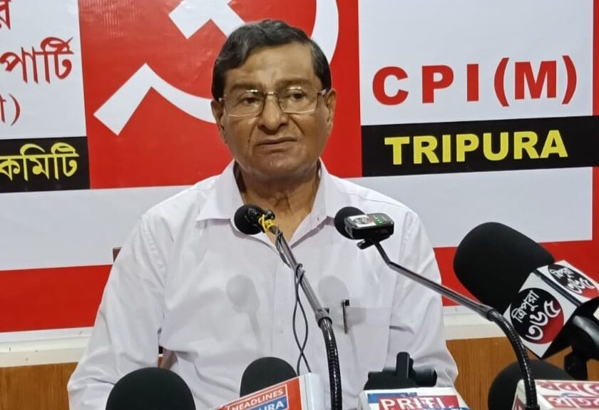 স্মার্ট মিটার নিয়ে কেন্দ্রকে কাঠগড়ায় তুললেন প্রাক্তন বিদ্যুৎমন্ত্রী 