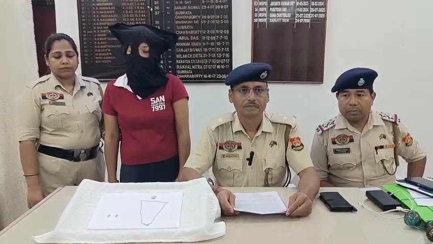 স্বর্ণালংকার চুরিকাণ্ডে গ্রেপ্তার গৃহপরিচারিকা