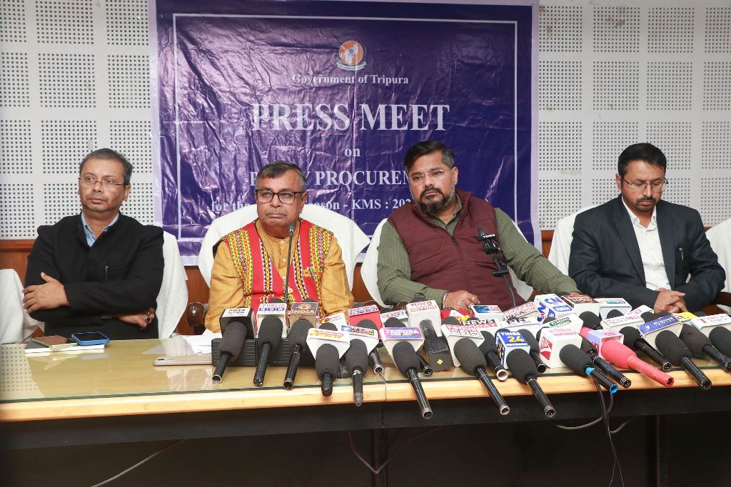 খারিফ মরসুমে ১৮ হাজার মেট্রিক টন ধান ক্রয়ের লক্ষ্য সরকারের