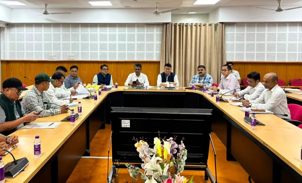মন্ত্রীর সাথে বৈঠক নিস্ফলা, প্রাক্তন জঙ্গিদে অবরোধ ঘিরে ধোঁয়াশা