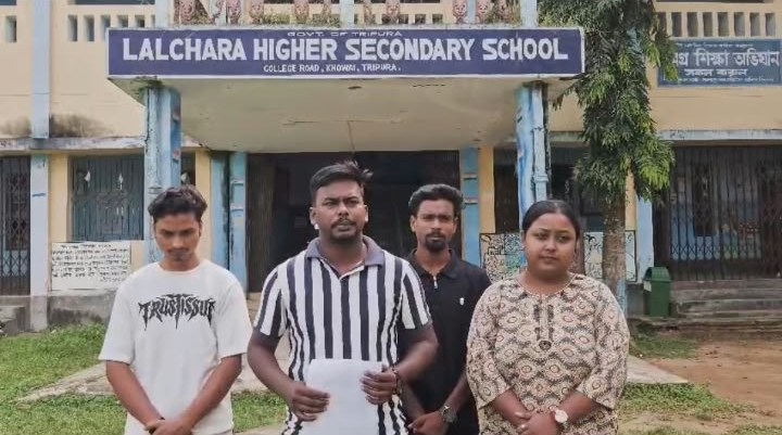 বেহাল শিক্ষা পরিকাঠামোর নিরসন চেয়ে এসএফআই'র ডেপুটেশন