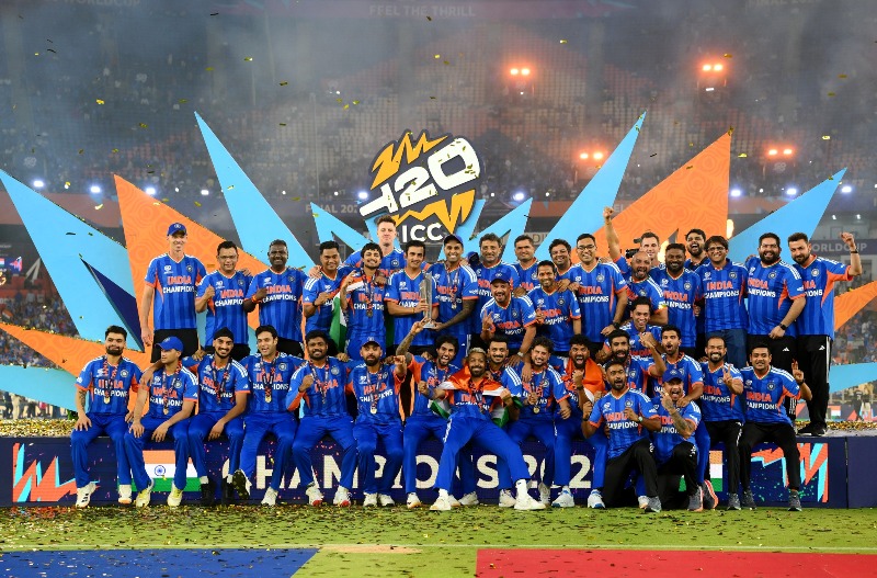 ফের বিশ্ব চ্যাম্পিয়ন ব্লু আর্মি