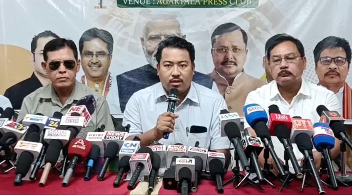 ভিলেজ নির্বাচনে যৌথ লড়াইয়ের জন্যই ব্যাপক সাফল্য এনডিএ'র 