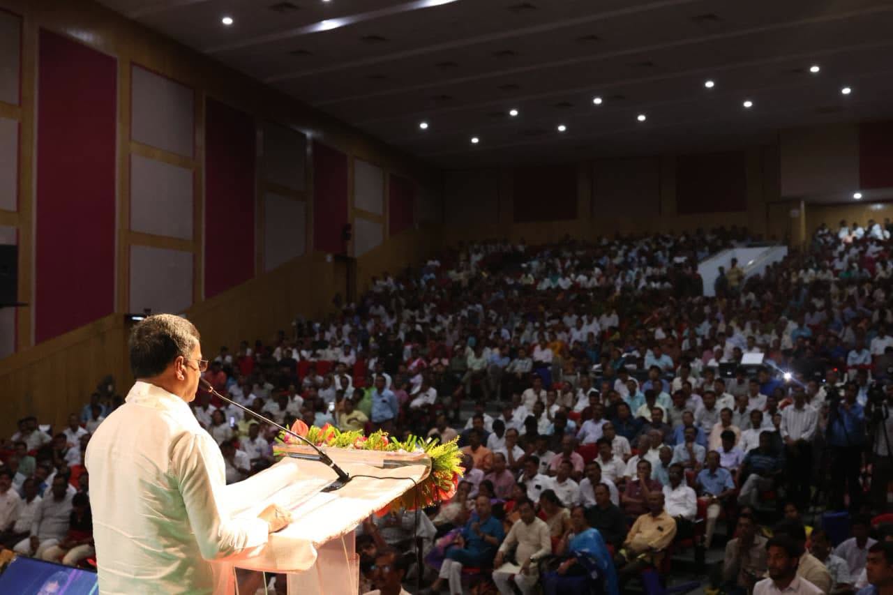 উন্নয়নের ক্ষেত্রে সমতা বজায় রাখা বর্তমান সরকারের লক্ষ্য : মুখ্যমন্ত্রী 