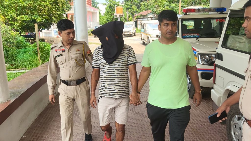 কাঁঠালতলিতে নৃশংস হত্যাকাণ্ডে গ্রেফতার মূল অভিযুক্ত 